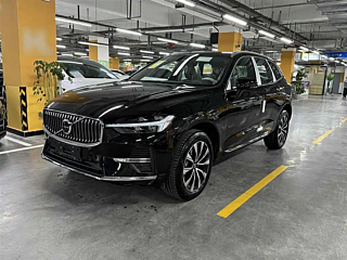 VOLVO XC60 2025