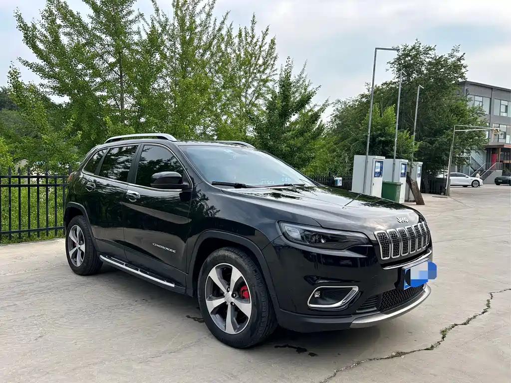 JEEP CHEROKEE 2019