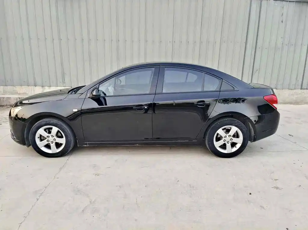 CHEVROLET CRUZE 2013