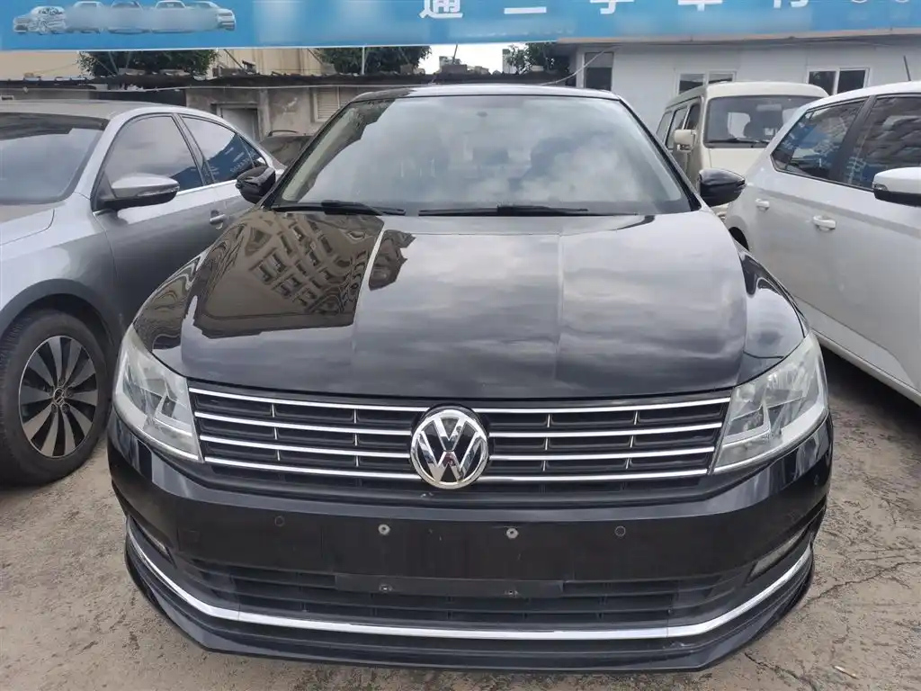 VOLKSWAGEN LAVIDA 2017