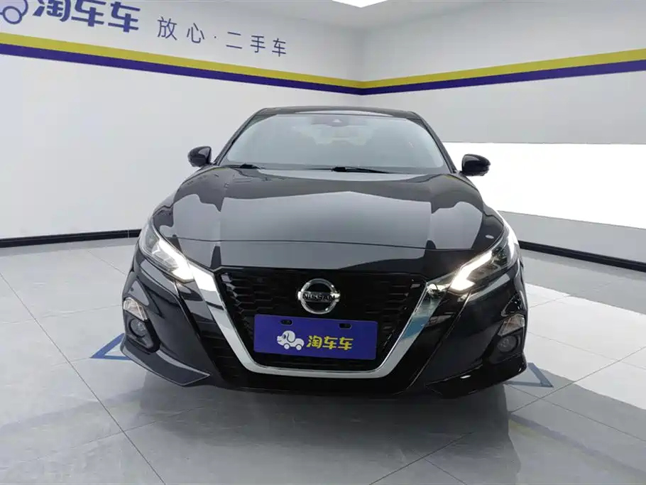 NISSAN TEANA 2021