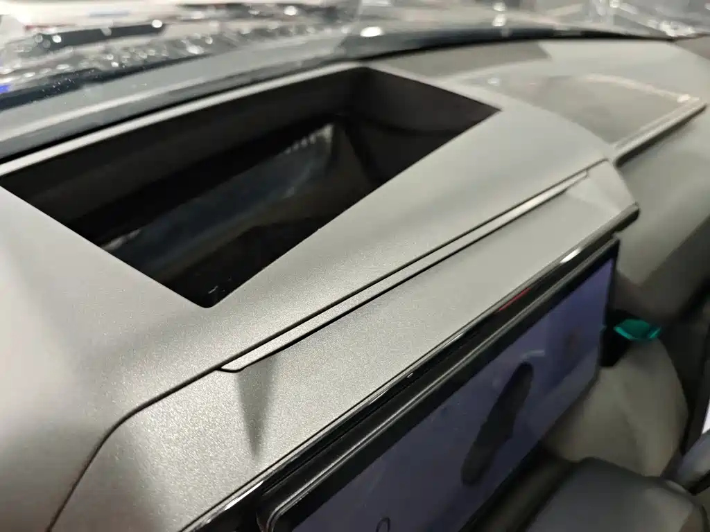 LYNK&CO 08 NEW ENERGY 2023