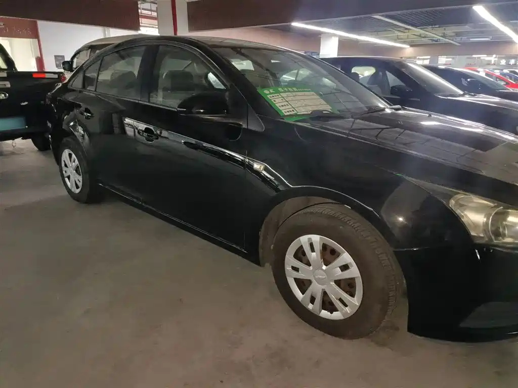 CHEVROLET CRUZE 2013