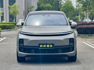 LI AUTO L8 2024