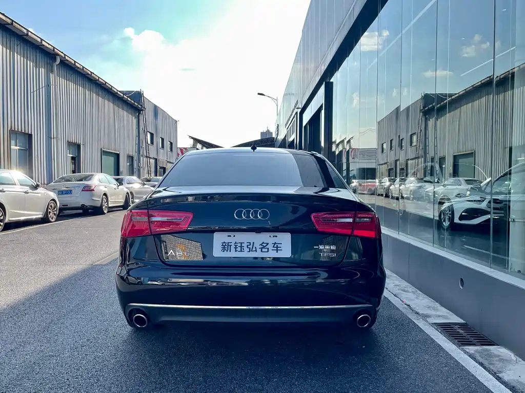 AUDI A6L 2015