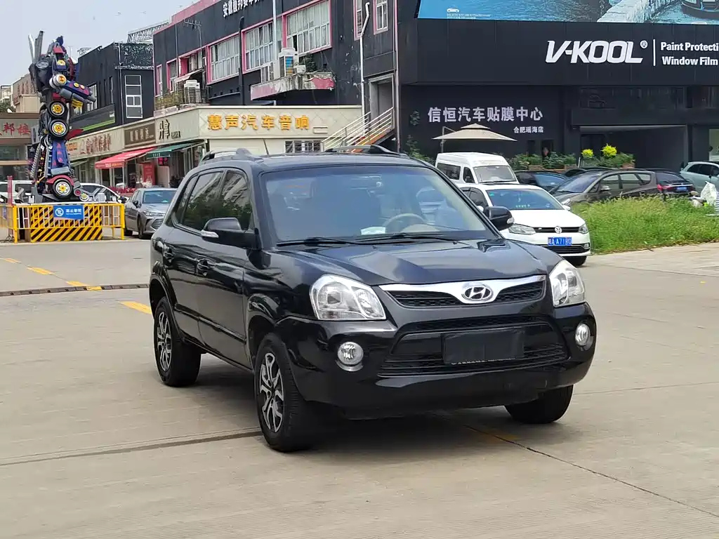 HYUNDAI TUCSON 2013