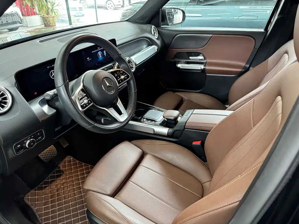 MERCEDES BENZ GLB 2022