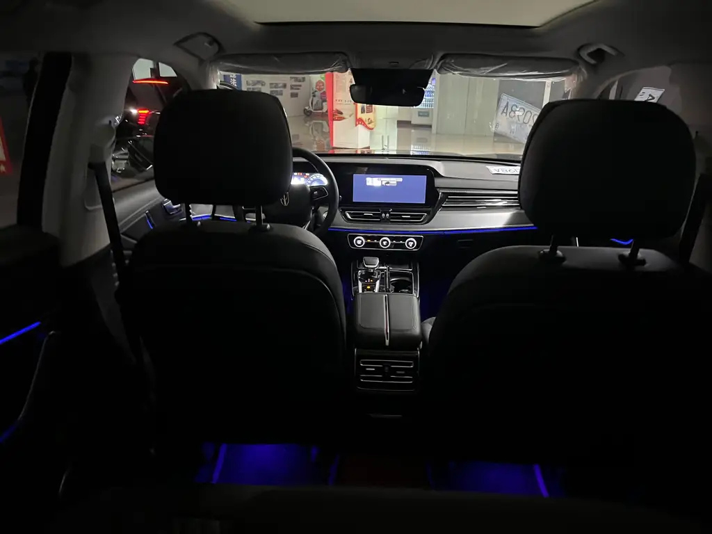 HONGQI HS5 2023