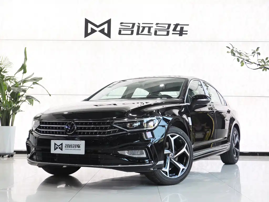 VOLKSWAGEN MAGOTAN 2025