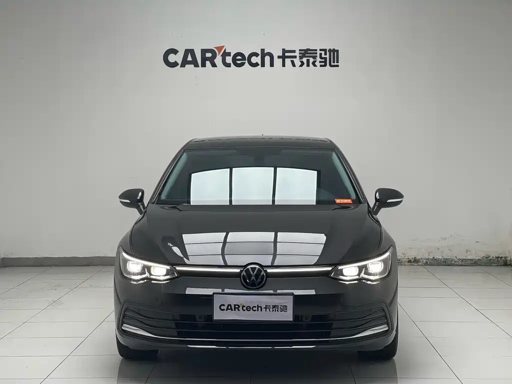 VOLKSWAGEN GOLF 2021