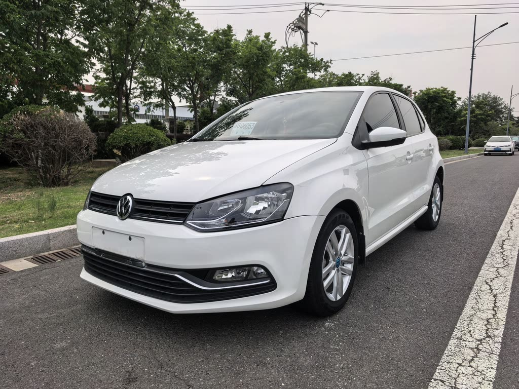 VOLKSWAGEN POLO 2018