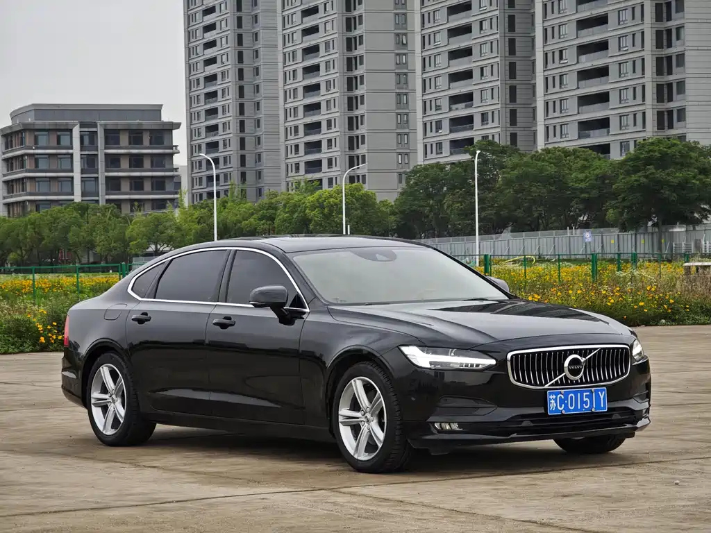 VOLVO S90 2018
