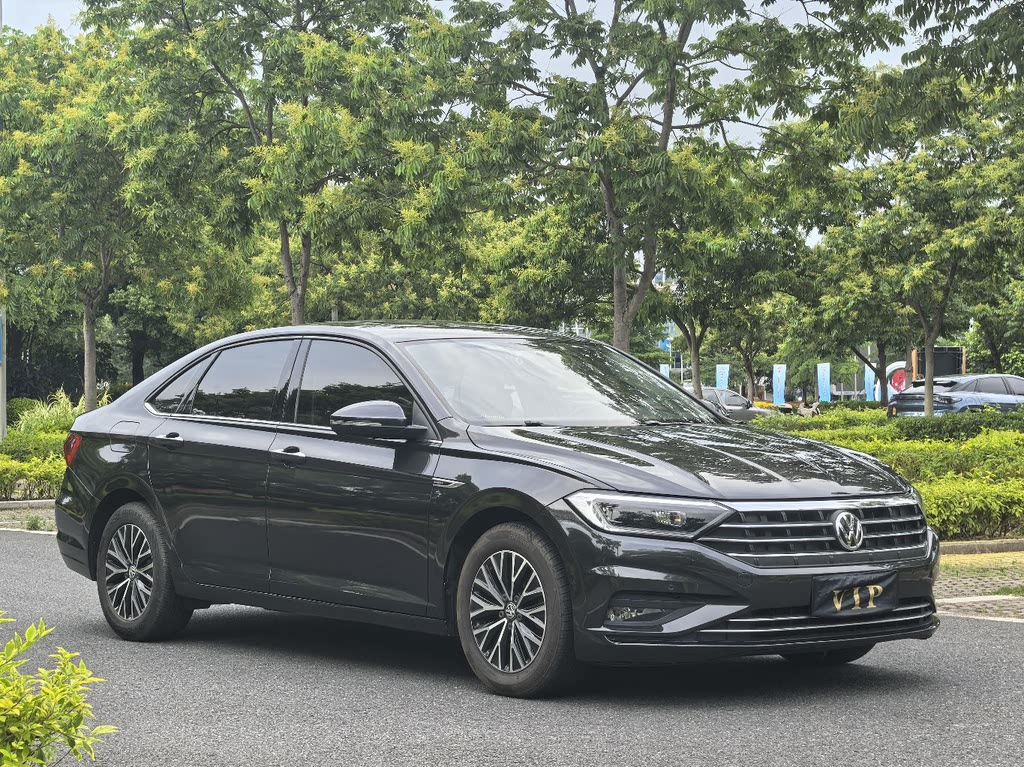 VOLKSWAGEN SAGITAR 2021
