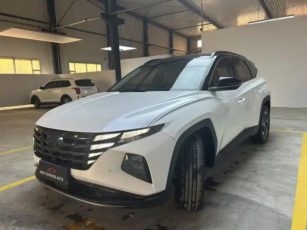 HYUNDAI TUCSON 2021