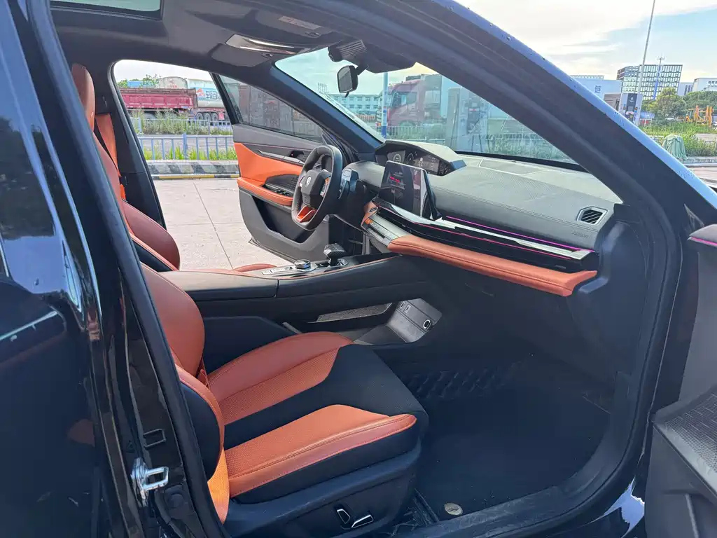 CHANGAN UNI-V 2023