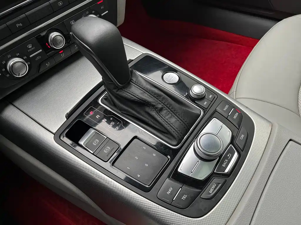 AUDI A6L 2012