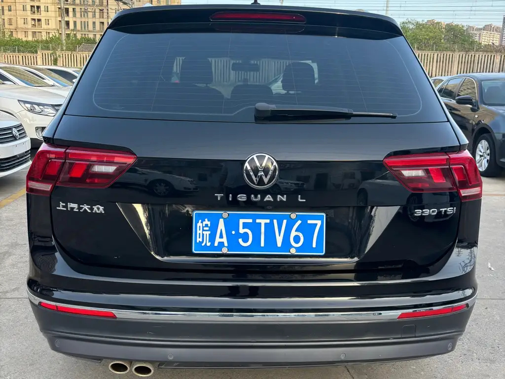 VOLKSWAGEN TIGUAN L 2021