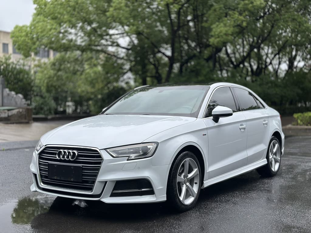 AUDI A3 2018