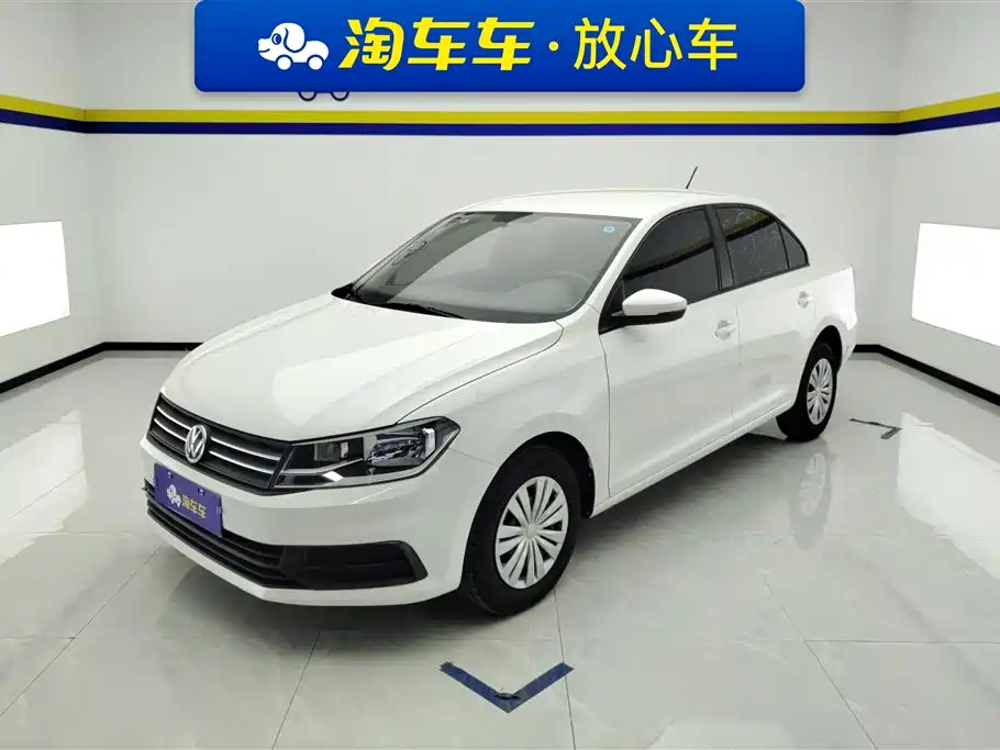 VOLKSWAGEN SANTANA 2021
