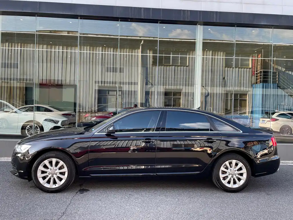 AUDI A6L 2015