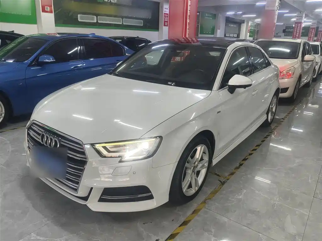 AUDI A3 2018