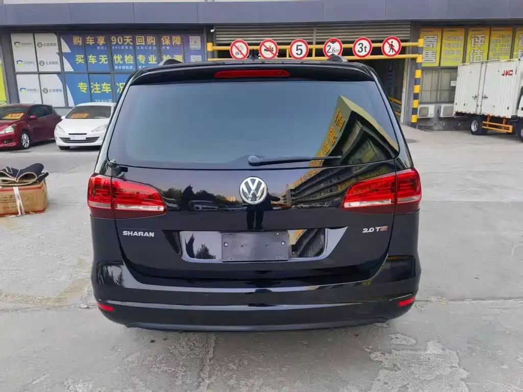 VOLKSWAGEN SHARAN 2014