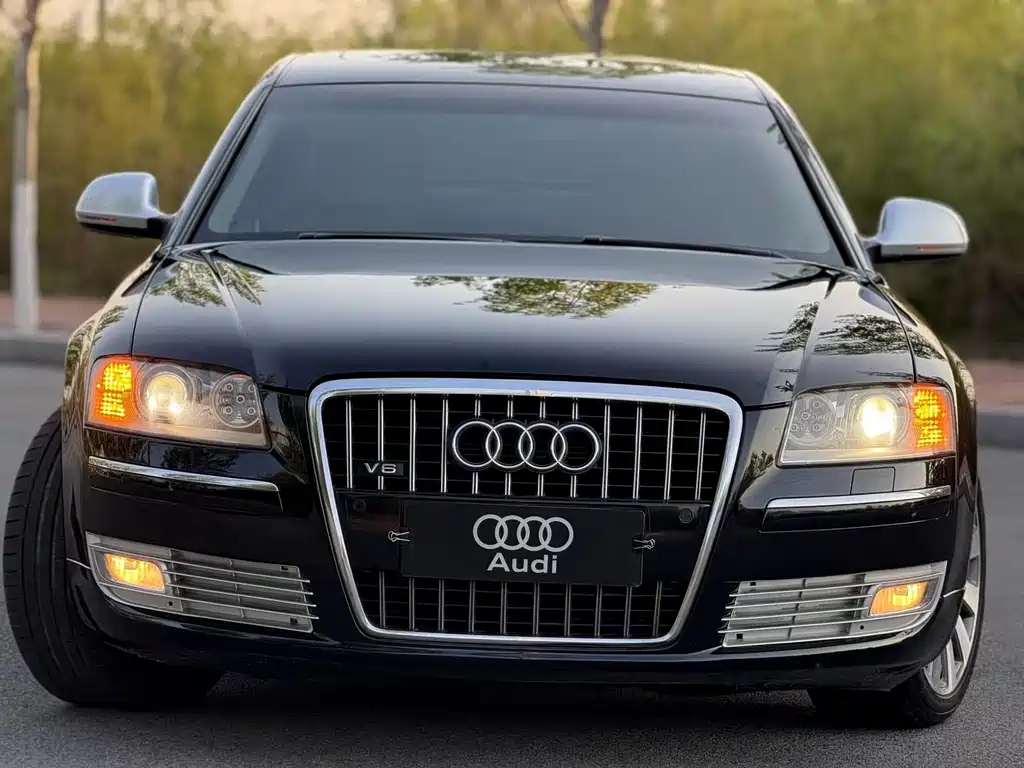 AUDI A8 2010
