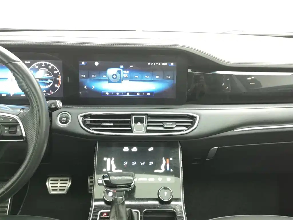 JETOUR X90 2020