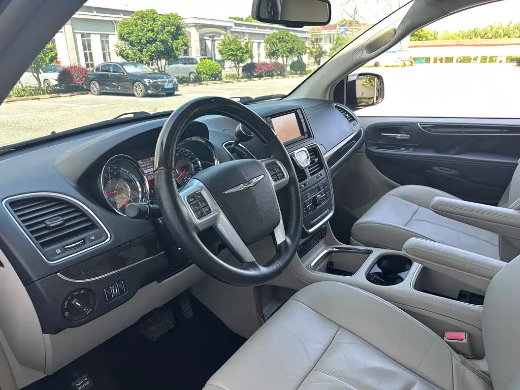 CHRYSLER OTHER 2013