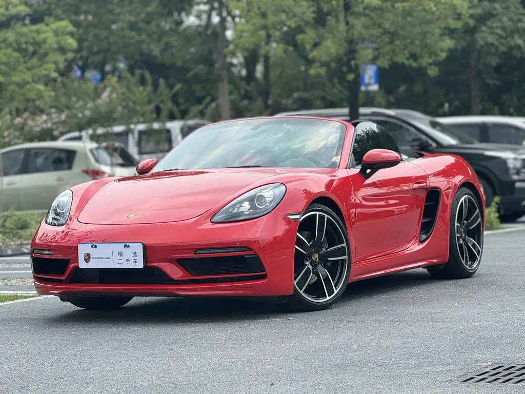 PORSCHE 718 2019
