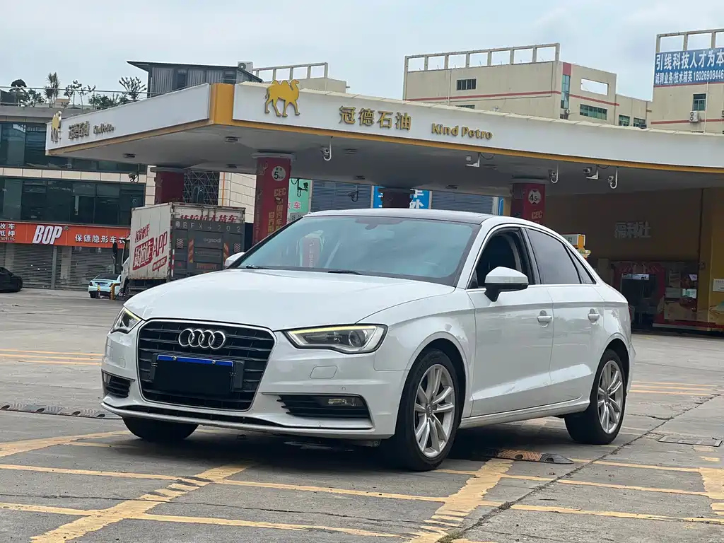 AUDI A3 2016