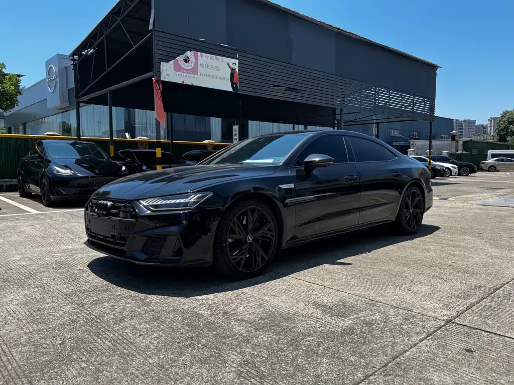 AUDI A7L 2022
