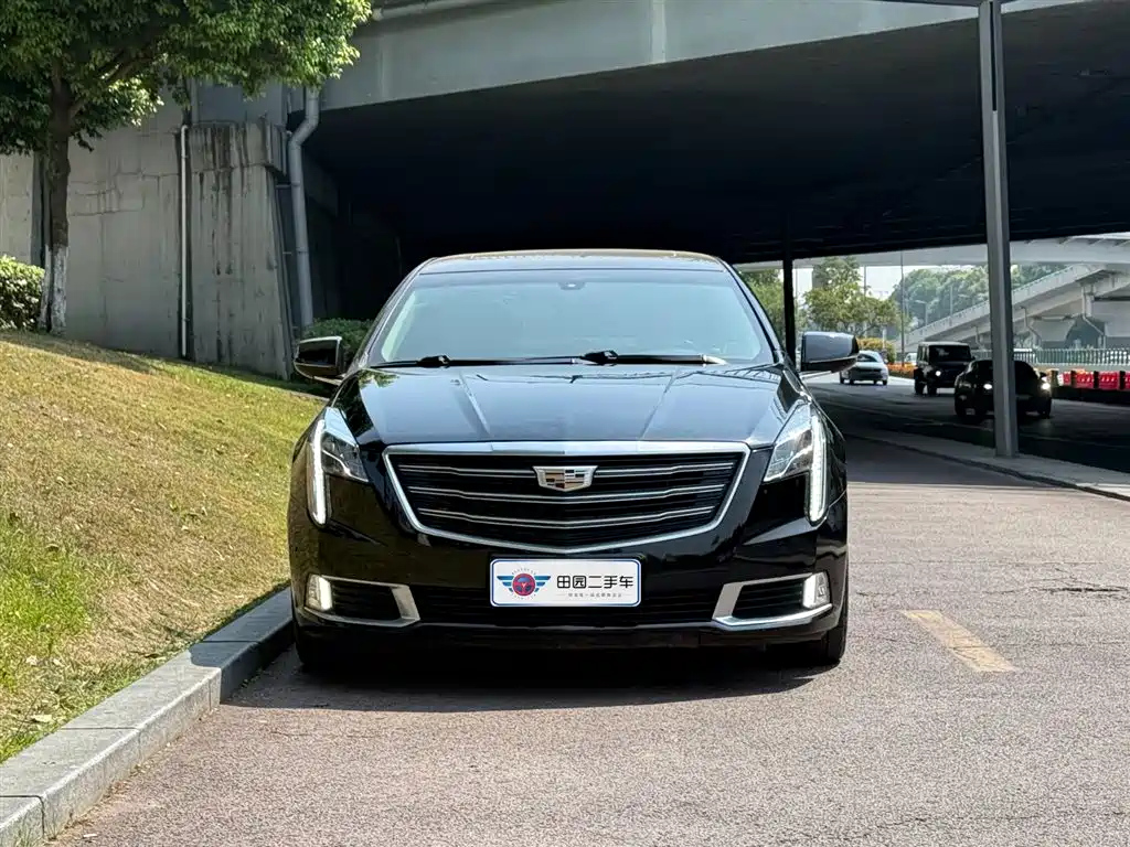 CADILLAC XTS 2018