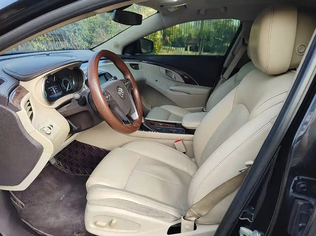 BUICK LACROSSE 2015