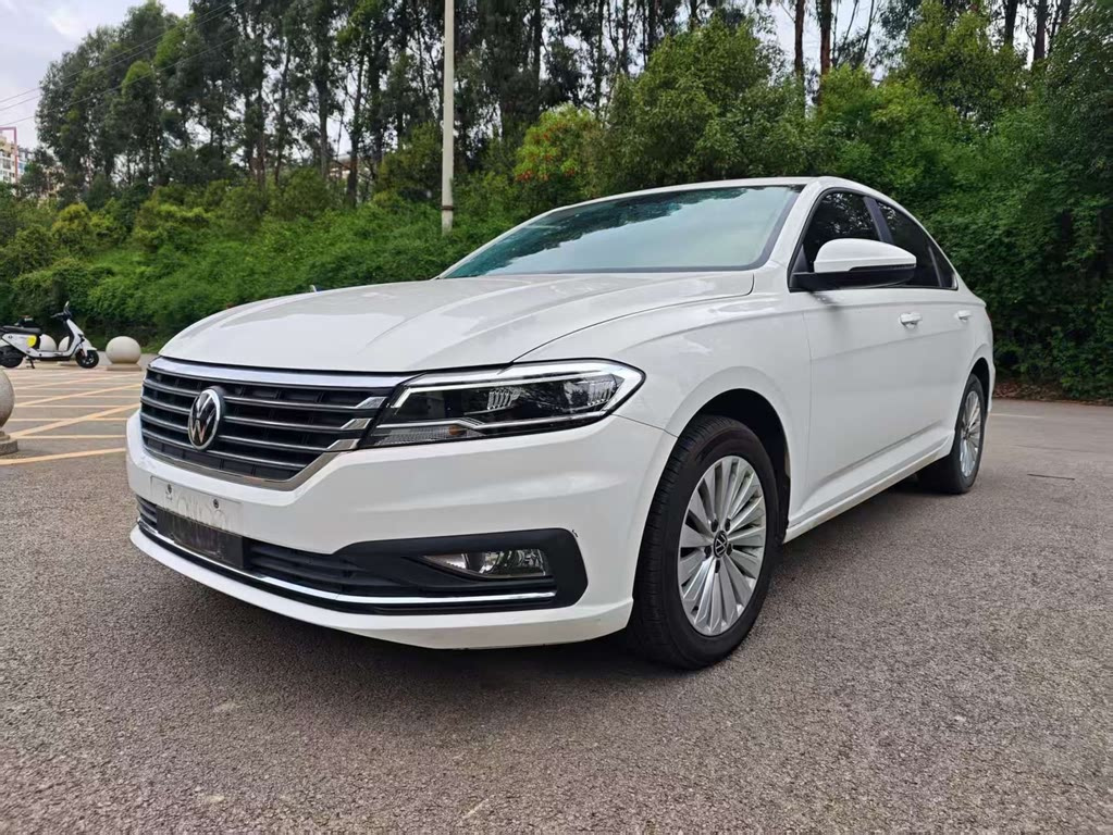 VOLKSWAGEN LAVIDA 2021