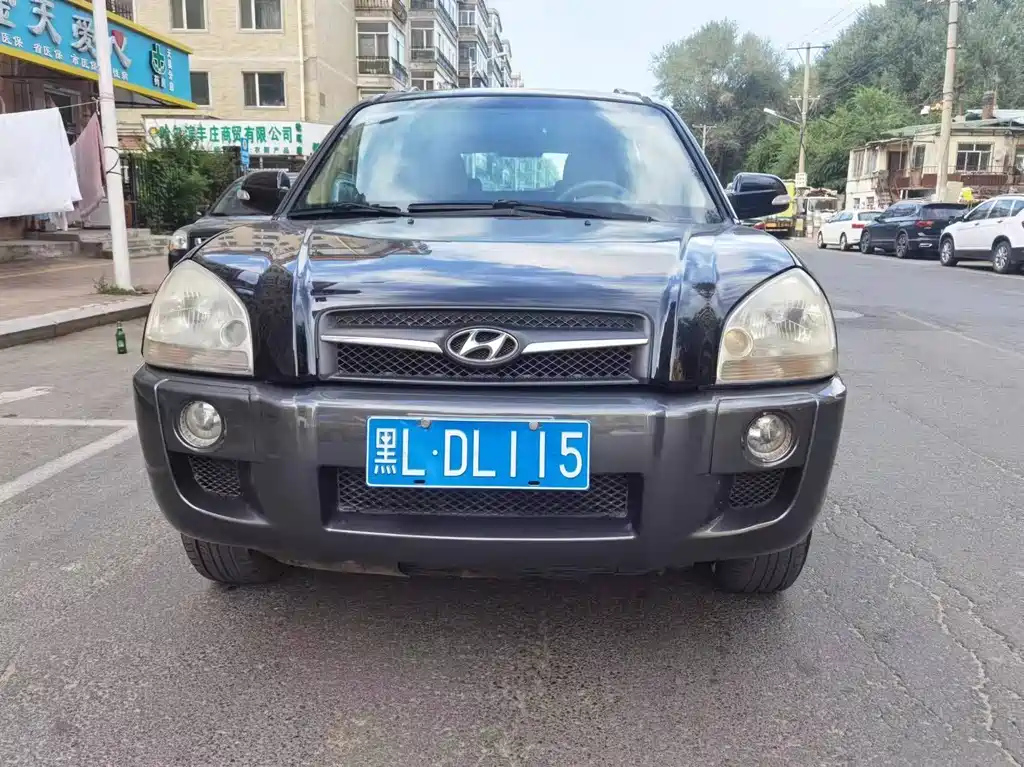 HYUNDAI TUCSON 2012