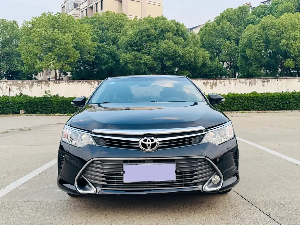 TOYOTA CAMRY 2015