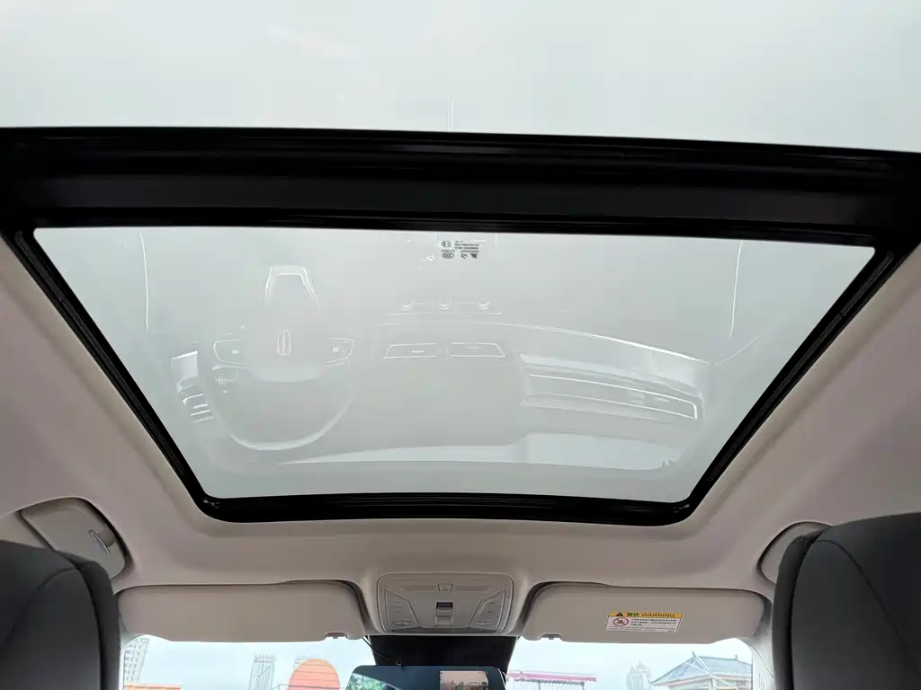 HONGQI HS5 2023