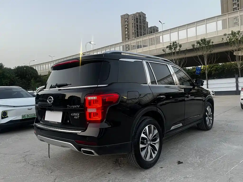 TRUMPCHI GS8 2017