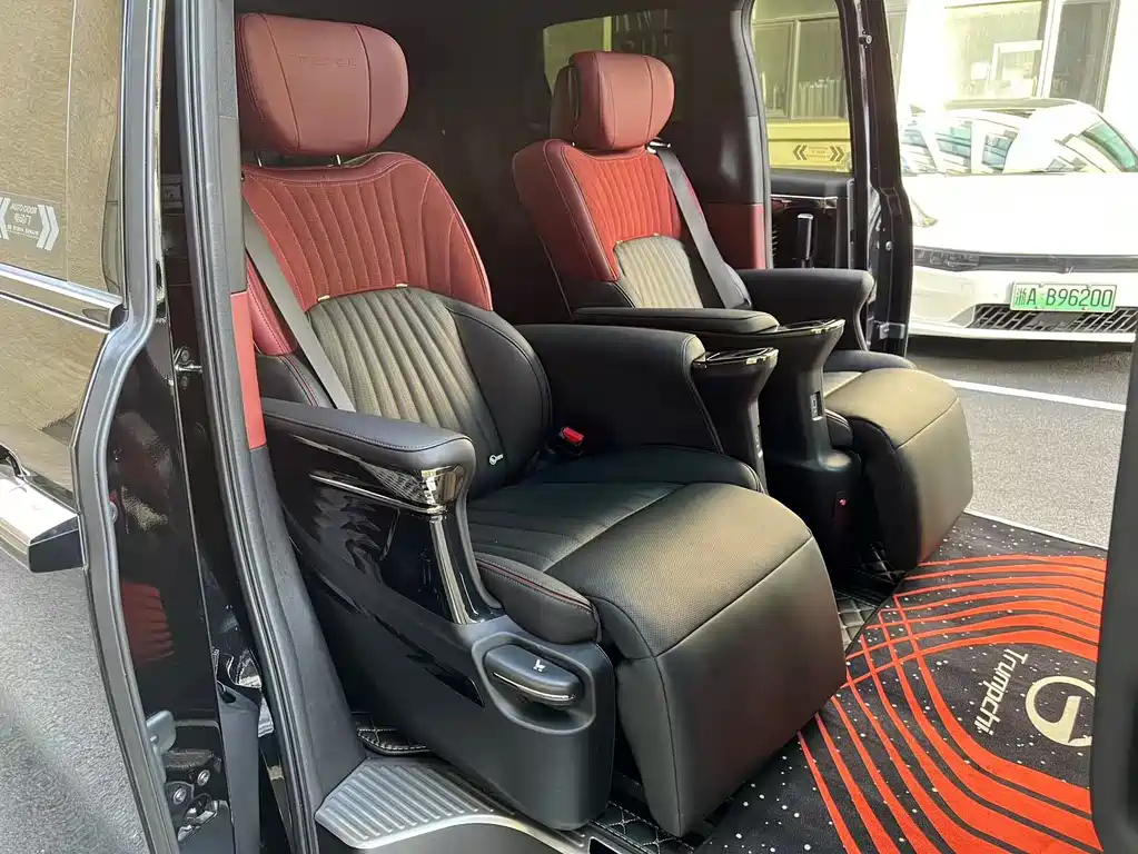 TRUMPCHI M8 2024