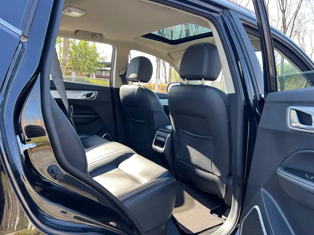GEELY AUTO VISION X6 2019