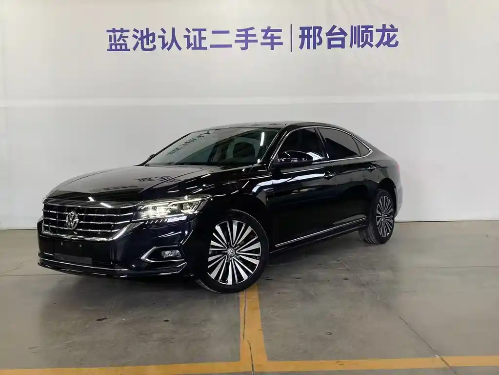 VOLKSWAGEN PASSAT 2019