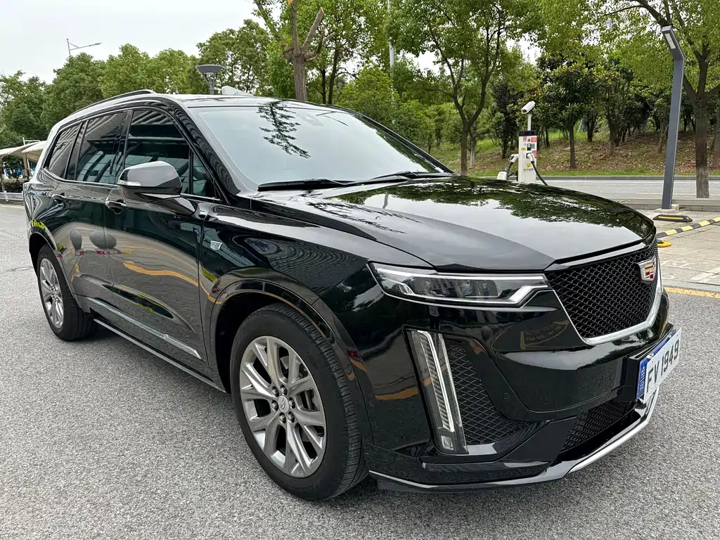 CADILLAC XT6 2021