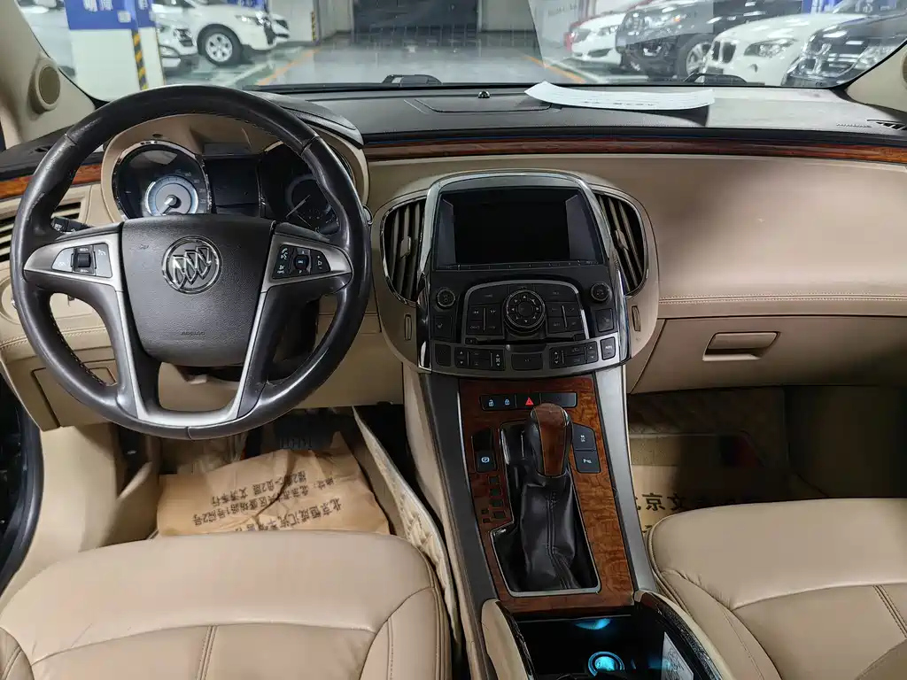BUICK LACROSSE 2012