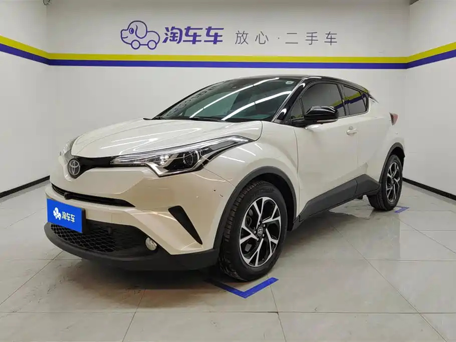 TOYOTA C-HR 2018