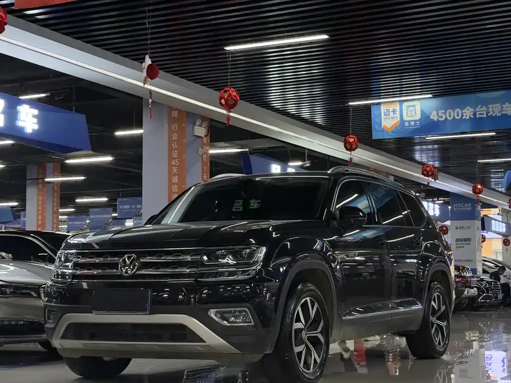 VOLKSWAGEN TOURAN 2020