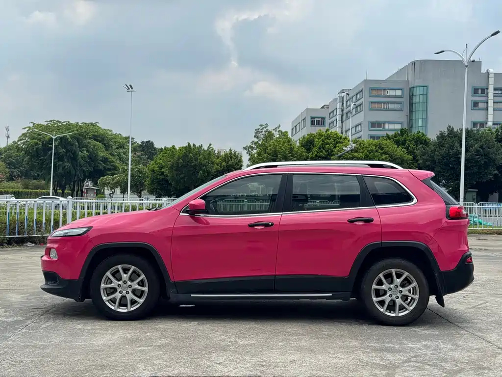 JEEP CHEROKEE 2017