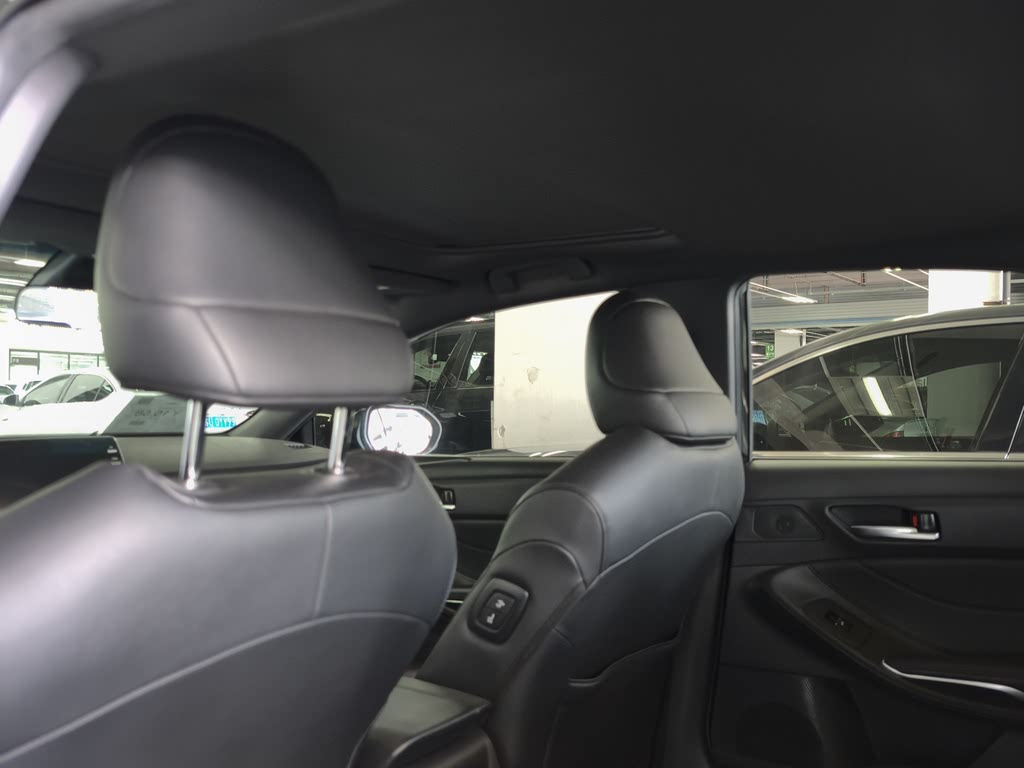 TOYOTA AVALON 2022