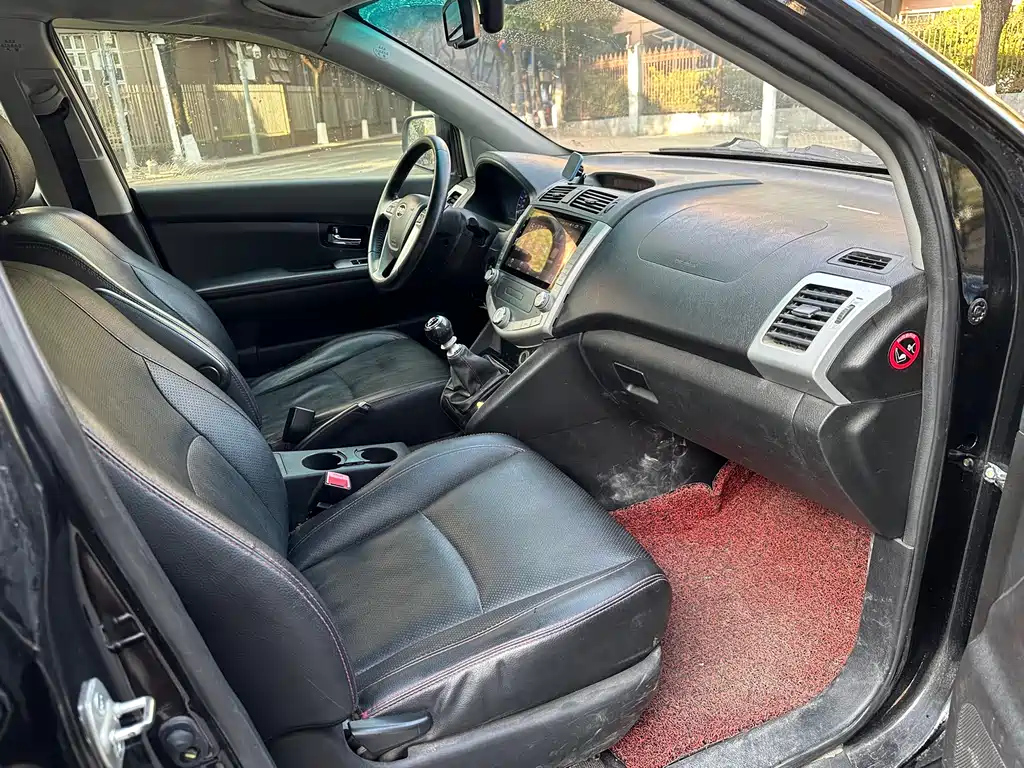 BYD S6 2014