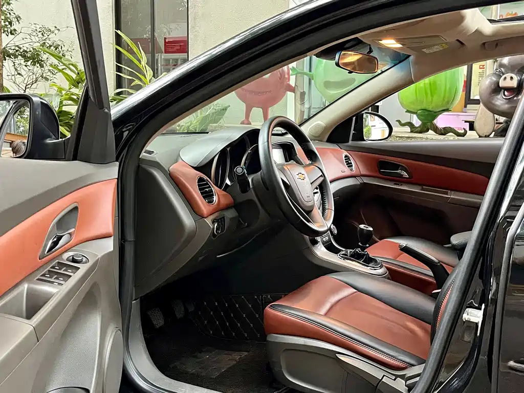 CHEVROLET CRUZE 2015